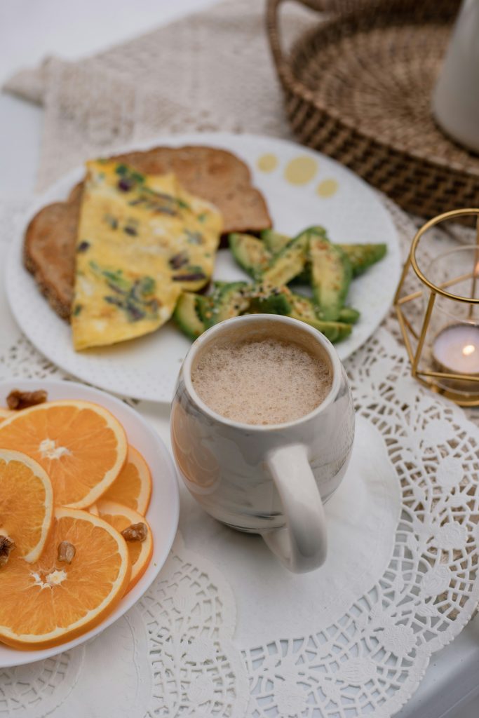 healthy winter breakfast ideas with warm oatmeal and eggs